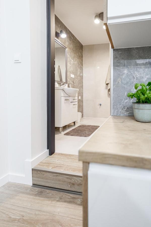 Niron Apartament Dom Z Papieru Sztokholm Pila Luaran gambar